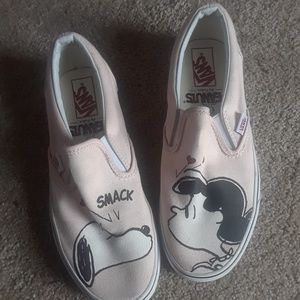 Peanuts pink Vans